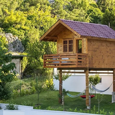 Villa Luxury Ordulj With 2 Heated Pools,12-16 Pax