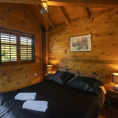 Luxury Ordulj With 2 Heated Pools,12-16 Pax