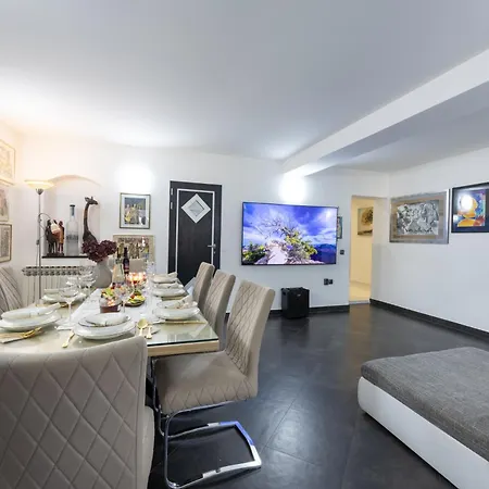 Luxury Ordulj With 2 Heated Pools,12-16 Pax Villa Srinjine